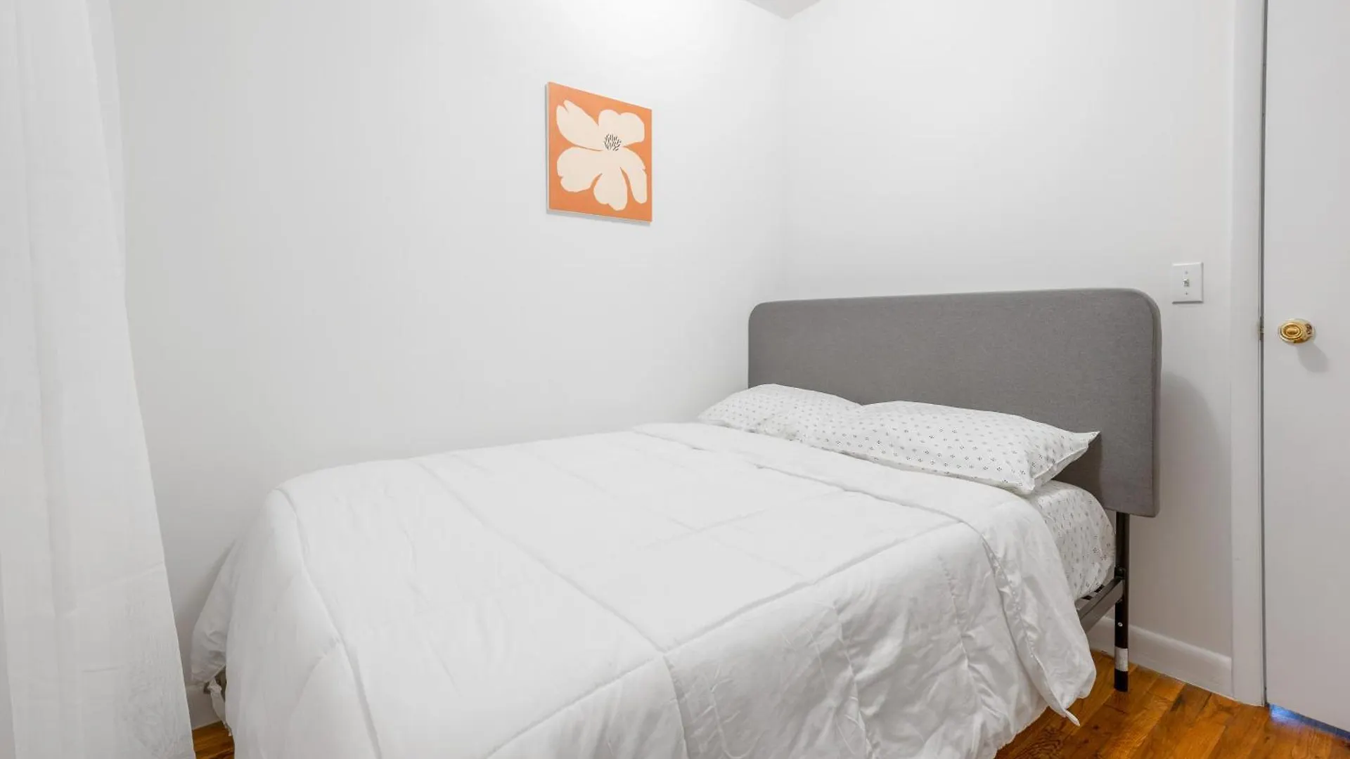Lovely Apt Near Central Park New York Apartment